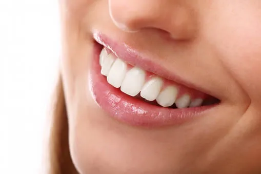 dental cleaning close up smile